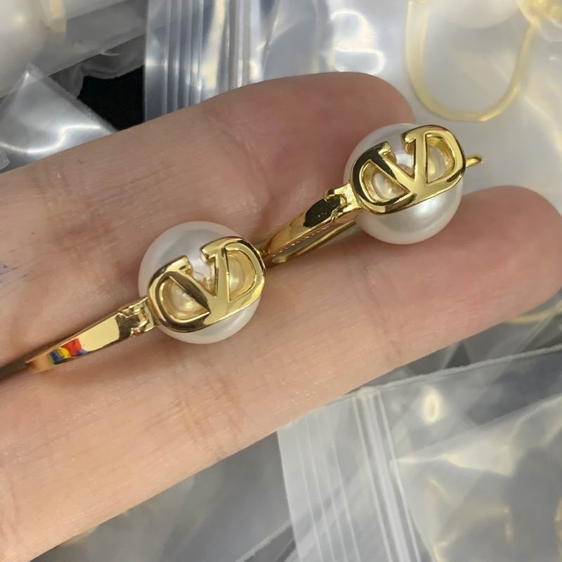 Valentino earring 05lyx128 (1)